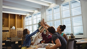 KADINLAR GÜVEN, Y KUŞAĞI ANLAM ARIYOR