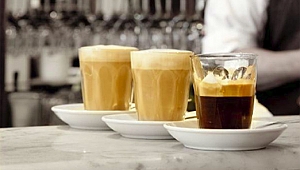 Kahve içenler dikkat: Mutlaka su isteyin