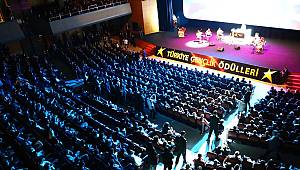 Gençler Happy Moon’s dedi