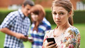 10 gençten 3’ü siber zorbalığa maruz kalıyor