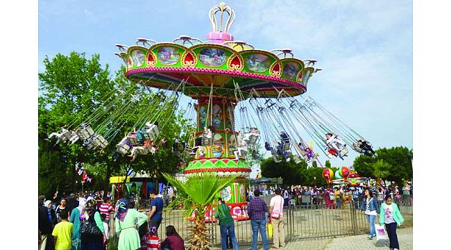 EMO: “Lunaparklar tehlike saçıyor”