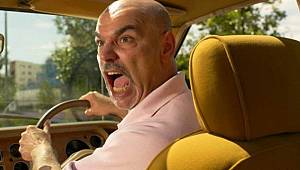 Trafikte saygı beklemeyin, saygı gösterin