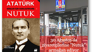 30 Ağustos'da ziyaretçilerine "Nutuk" armağan ediyor
