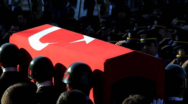 Bu kahredici: Tunceli'de 2 asker donarak şehit oldu