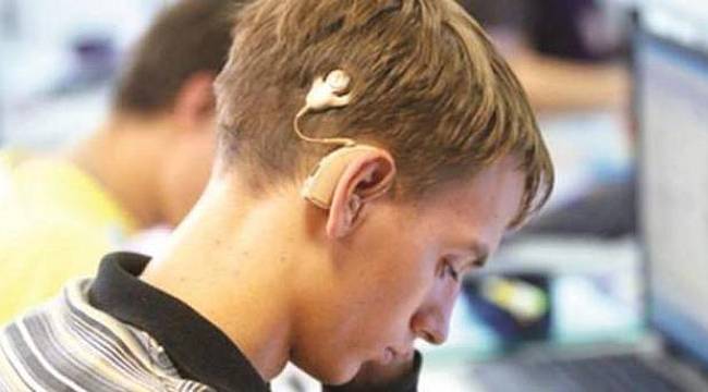 İşitme engelliler güçlerini birleştiriyor