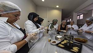 Kadınlar burda eğlenirken para da kazanıyorlar: Nasıl mı?