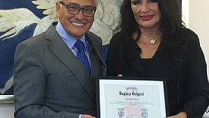 Servetini eğitim için bağışladı