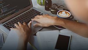 Siyah önlüklü çocuklar, şimdi robot yapıyor 