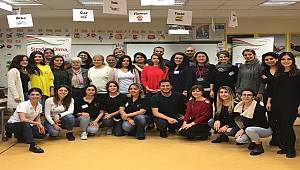 4500 genç: 400 gönüllü öğretmen ve eğitmenin 24 Kasım Öğretmenler Günü'nü kutladı