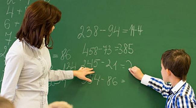 "Geleceğimizi öğretmenlerimiz inşa eder"