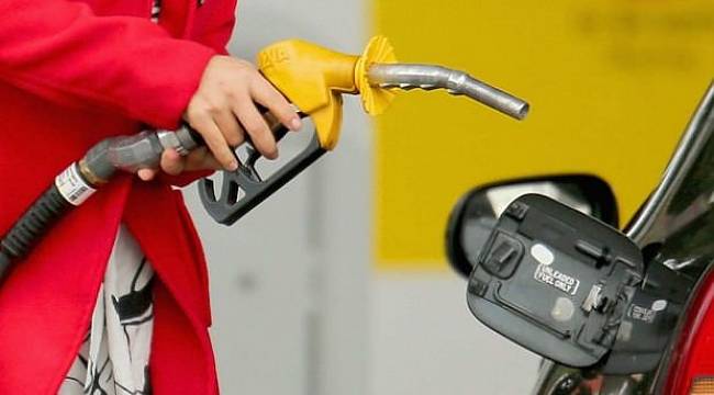 Benzin 16 kuruş ucuzladı