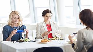 ÜCÜZÜ AMA SONUÇ BU: Türkiye'de insanlar iletişim kurmamak için internetli cihazlara sarılıyor