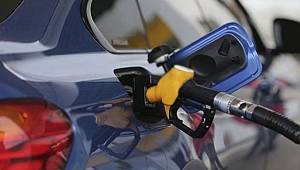 Benzin ve motorine zam geldi