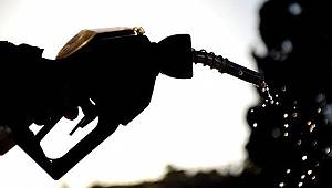 Tüketiciler dikkat! Benzin ve motorine yine zam geliyor