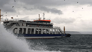 Deniz ulaşımına aşırı rüzgar engeli!