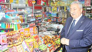 Kredi kartını dolduran vatandaş esnafın dükkanına koşuyor