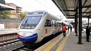  Demiryolu seyahatlerinde el bagajına dikkat