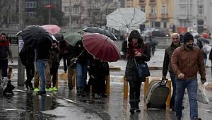 Yağışlı hava yurdu terk ediyor