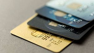 Aidatlar yüzde 20 arttı: TÜKETİCİLER aidatsız kredi kartlarına yöneliyor