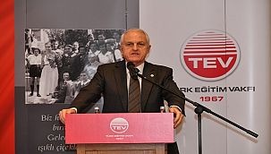 Türk Eğitim Vakfı doğal afetlerden zarar gören öğrencilerin yanında