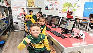 'Yarını Kodlayanlar' 5 yılda 185 bini aşkın çocuğa ulaştı