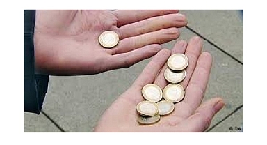 Asgari ücretli bir kişi - Cep telefonu ile konuştuğunda “bir iş insanı” ile aynı vergiyi ödüyor!