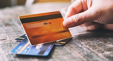 Bireysel kredi kartı borçlanmaları...