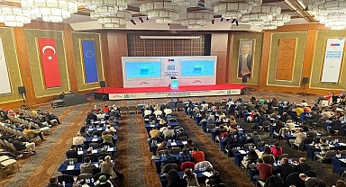 YEŞİLAY - BAĞIMSIZLIK SEFERBERLİĞİ’NDE GÖREV ALACAK EĞİTİMCİLERİ YETİŞTİRİYOR!